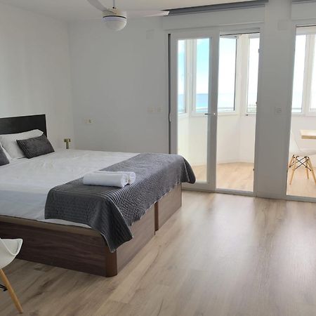 Lujoso Apartamento En Primera Linea De Playa Alicante Exterior foto